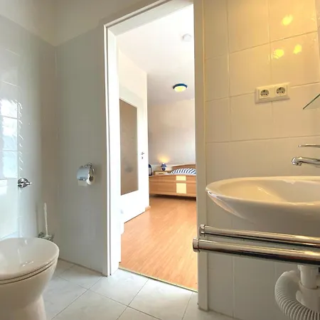 Friesenhaus Fuer 4 Kalifornien